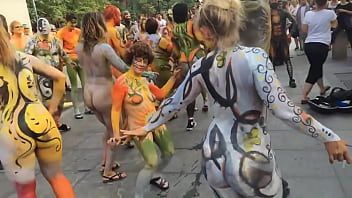 Public, Painted - Unknown - 2025 - Steamy - Performance - Video 2747941
