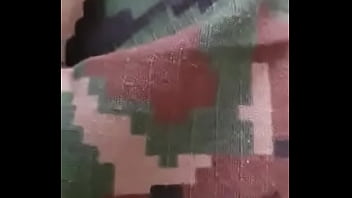 Cachaco Pajero Se Viene En Su Uniforme