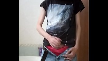 Anch_io Mi Masturbo A Volto Coperto, Ma Non Per Fare Rapine In Banca. Ma Semplicemente Per Non Farmi Riconoscere Dai Cattivi.