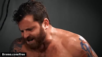 (jake Porters) Tight Little Ass Getting A Raw Big Dick From (riley Mitchel) - Bromo