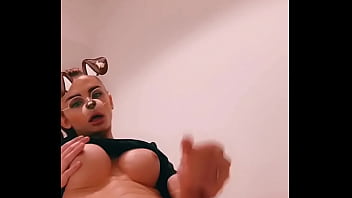 Princesse Antonella Se Masturbando ..