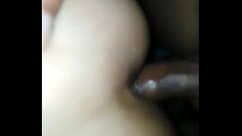 Le bombeo la colita (Cap. 7)