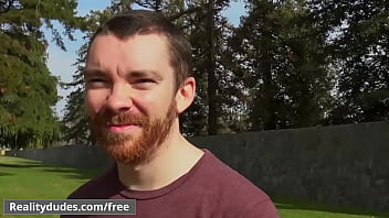 (paul Wagner) Offers Ginger (nathan Daniels) Some Cash For Sex - Reality Dudes