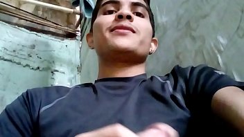 Novinho Mostrando O Pau - teen, amateur, solo, teens, gay, brasil, latino, amador, soloboy, gaysex, gayporn, capixaba, gay-ama - Video 2736515