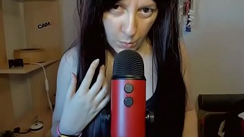 Dammi Il Tuo Cazzo Dentro Alla Bocca! Giochi E Suoni Di Saliva E Bocca In Asmr Con Blue Yeti