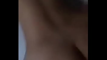 健身房认识得少妇，身材贼好【约炮教程52pao.me】