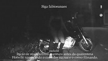 Casada Se Exibi Na Rua Com O Comedor Corno Voyeur Filma E Legenda A Adrenalina.