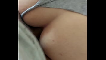 Tatuador Fode A Cliente Sem Dó E Ainda Enfia A Mão No Rabo Dela!