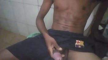 Novinho Moreno Pauzudo