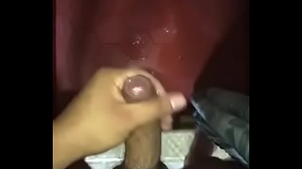 Handjob In The Bathroom - handjob, amateur, milk, gay, punheta, gay-amateur, gay-porn - Video 2717140