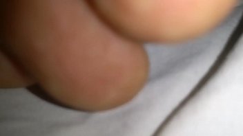 O Rico Comendo O Pobre