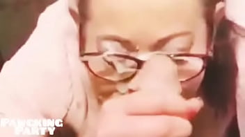 Huge Cumshot From Clubber