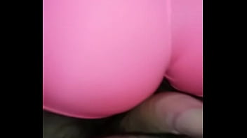 Novinha Rebolando No Pau E Seduzindo Coroa Dotado