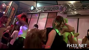 Tons Of Ladies Are Engulfing Ramrods - hardcore, interracial, blowjob, amateur, party, cfnm, group-sex - Video 2434682