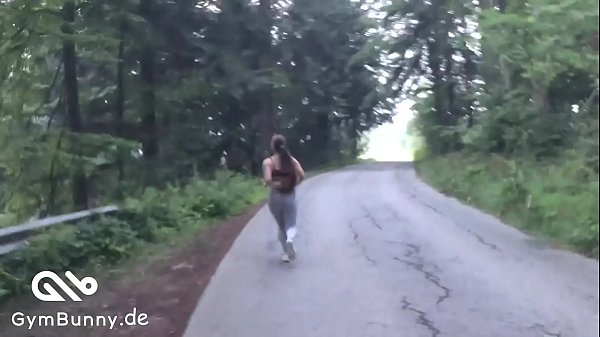 Do Hod Mi Der Hamme Beim Joggen Im Woid Vernascht