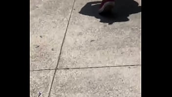 Nalgona En Short Caminando Por Calles De La Cdmx