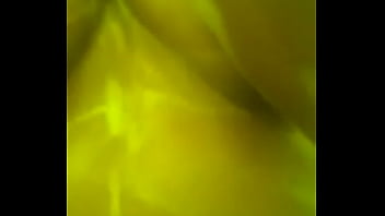 Ducha Con Jabón, Jovencita De 19 Años