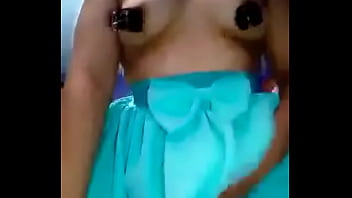 Le Encanta Enseñarme