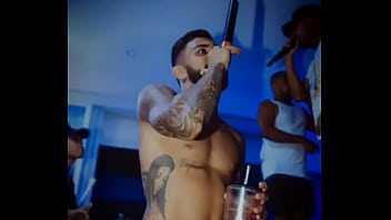 Jogador Gabigol Com A Rola Dura No Uniforme