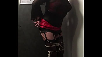 Dizzy Miss Sizzy: A Damsel In Distress 2!