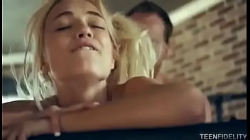 Nombre De La Chica? - teen, teenfidelity - Video 2693579