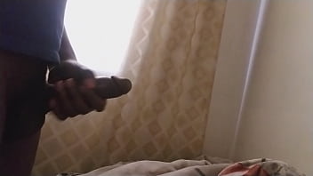 Am Horny Guy Look Good Trainy Or Shemale