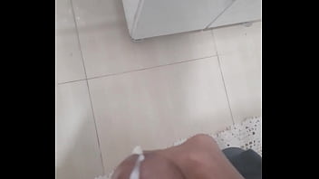 Punheta Com Gozada Gostosa - gozada, punheta, soloboy - Video 2758078