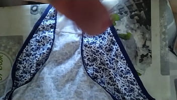 Corrida En Bragas De Mi Mujer 114