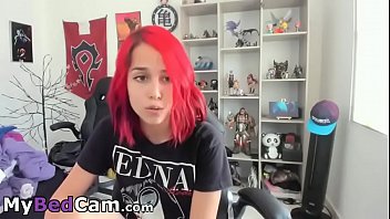 Someone Knows Her Name? - redhead, vibrator, masturbation, cam, her, colombian, know, name, anyone, lush, cam-girl - Video 2756956