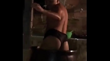 Homem Jurava Ser Hetero Ficou B. E Disse Que Ia Sair Do Armario