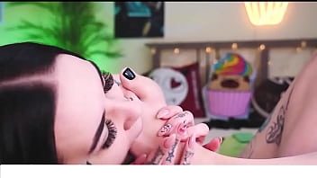 Love Her Feet And Pussy Worship