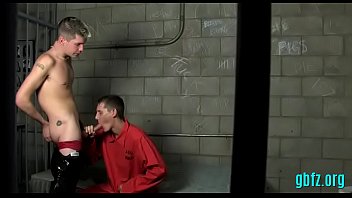 Gay Twinks Take A Big Knob