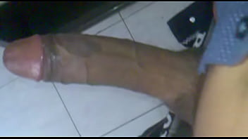 Masturbándome En El Salvador, Centro América