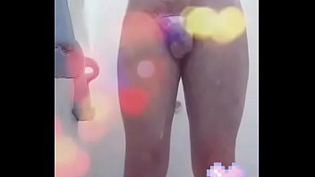 Un Rato En La Ducha - wet, shower, gay, soloboy - Video 2676016