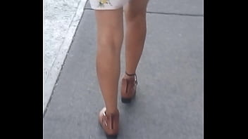 Masura En Vestido Transparente