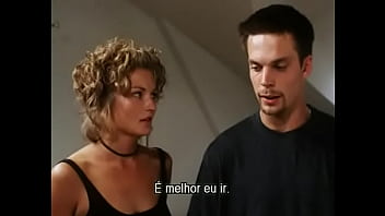 Marido Flagra Esposa Com Outro. Cena Do Filme: O Insaciável