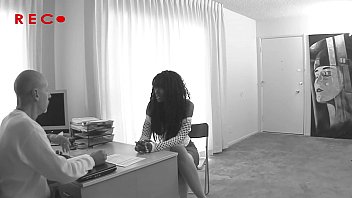 Black Mom Gets Fucked By White Cock For The First Time