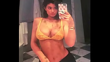 Kylie Jenner Cum Tribute - cum, celebrity, tribute, soloboy - Video 2740176