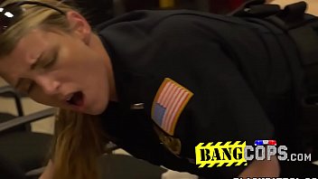 Convict Is Fucking His Way Out From Prison