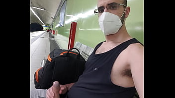 Se Pone Dura En El Metro