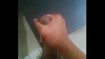 Pequeña Corrida - cum, masturbation, hard, soloboy - Video 2450001