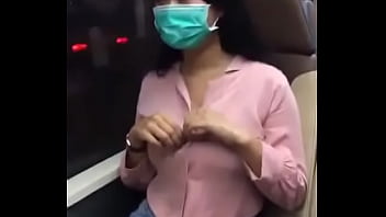 Encontro Uma Safada No Metro De São Paulo, Ela Disse Que Era Casada