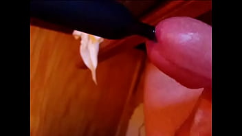 Uretha Vibrator And Cumshot.