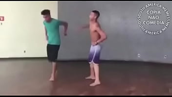 Novinhos Fudendo O Universo