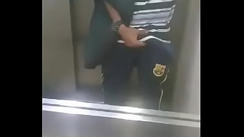 Mostrando Volume No Elevador