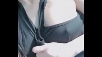Hot Pinay Vlogger Boobs Teasing On Car Nalilibugan Habang Nasa Byahe - Asianpinay