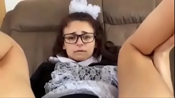Comendo O Cuzinho Da Empregada Bem Gostosa Safada