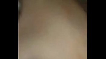 Ella Tocandose Pensandome