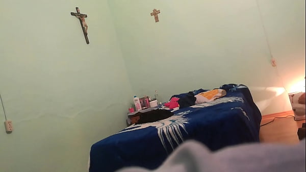 Putita Se La Traga Entera