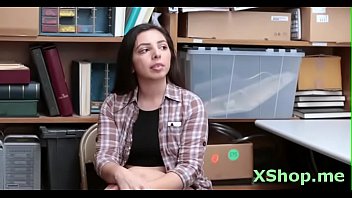 Glorious Chick Luna Leve Blows Meat Rocket